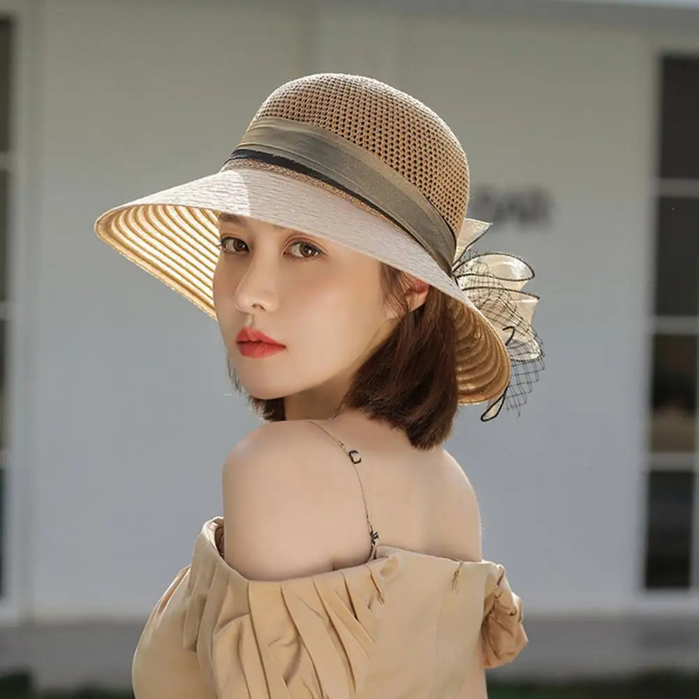 Uusi luonnollinen raffia hattu naiset Kesäkäsi kudottu olki gilrs Holiday Sun Hat leveä brim aurinko levyke Panama Travel Beach Hat