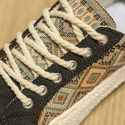 Chaussures décontractées plates pour hommes baskets en toile pour hommes Summer Souffer pêcheur en lin mocassins en tissu confortable Espadrilles
