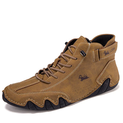 Chaussures décontractées en cuir baskets pour hommes Fashion Outdoor Logles de marche chaussures confortables chaussures de luxe Boots 2024 Nouveau