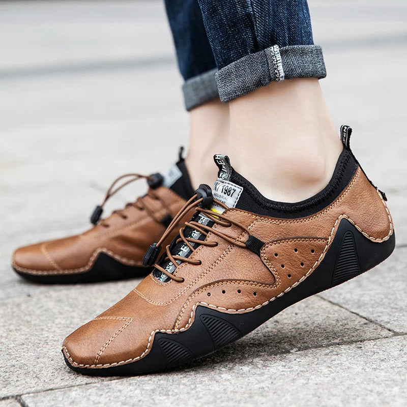Läder casual sneakers för män som kör skor 2024 Nytt mode i vattentäta män Doug lyxklänning loafers skor skor skor