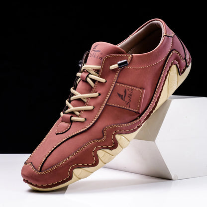 Nouveau 2024 Fashion Handmade Cuir Casual Men Chaussures Design d'automne baskets MAN MANS HAUPPLABLES CHAUSSURES D'HAUTS SOWS