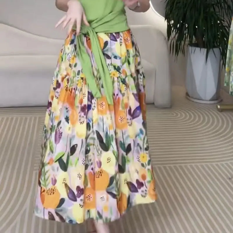 Fashionable Elastic Waist Printed Women Summer Thin A-line Large Umbrella Skirt