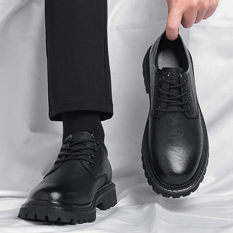 Menns retro forretningsinformelle skinnsko Cowhide Platform Big Head Platform Shoes Form Men British Style Low Work Shoe Male