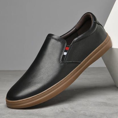 Fasjonable nye menn runde med pustende utendørs anti slip casual tavle sko av høy kvalitet menn komfortable anti slip loafers