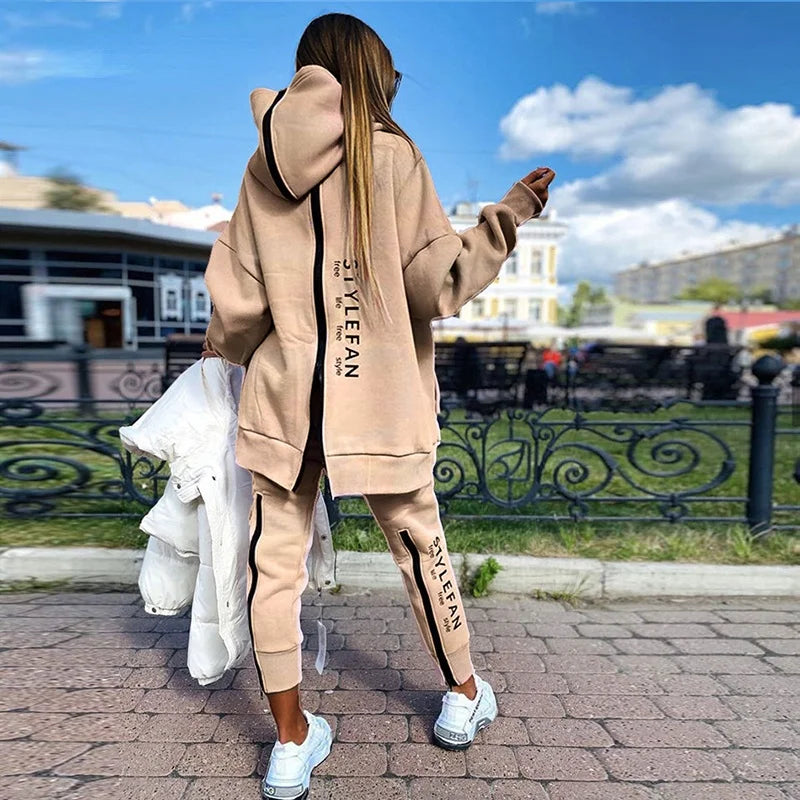 Fashion Casual Loose Suit Letter Printing Long Sweater Sweatpants 2 PCS Running Tracksuit Women Fitness Clothing