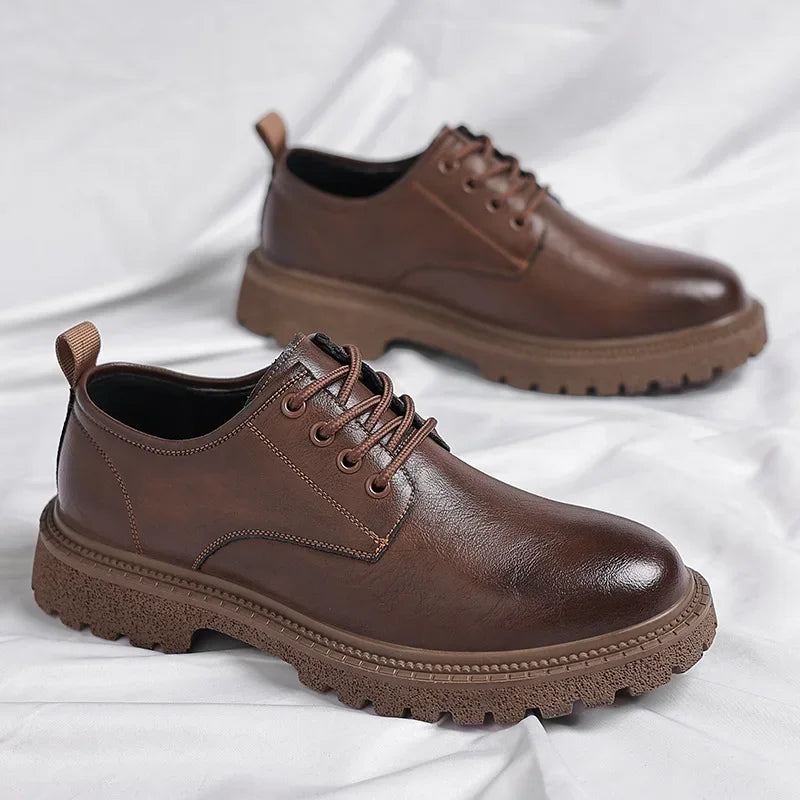 Menns retro forretningsinformelle skinnsko Cowhide Platform Big Head Platform Shoes Form Men British Style Low Work Shoe Male