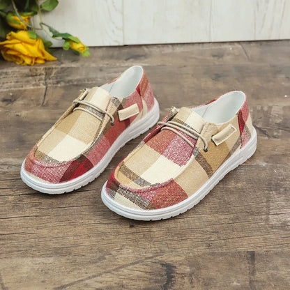Sapatos de lona feminina Mulher de verão Moda de renda respirável Sapatos esportivos Plataforma feminina Sapatos de designer de designers de designers causal