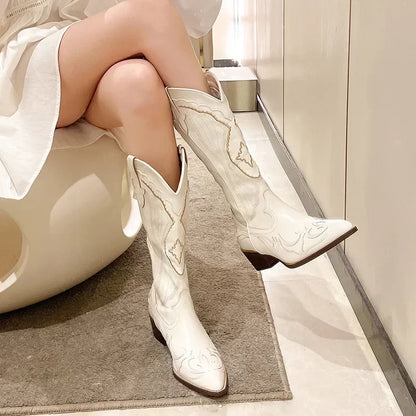 Ženske vezene čizme za zapadne srednje telage kaubojske potpetice čizme za šiljastu nožnu platformu čizme Žene zapadne cipele plus size42